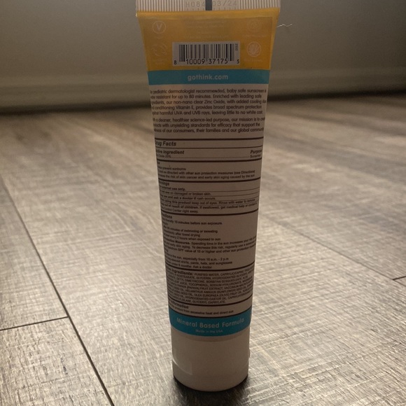 NIB thinkbaby SPF 30 Clear Zinc Sunscreen - Picture 4 of 4
